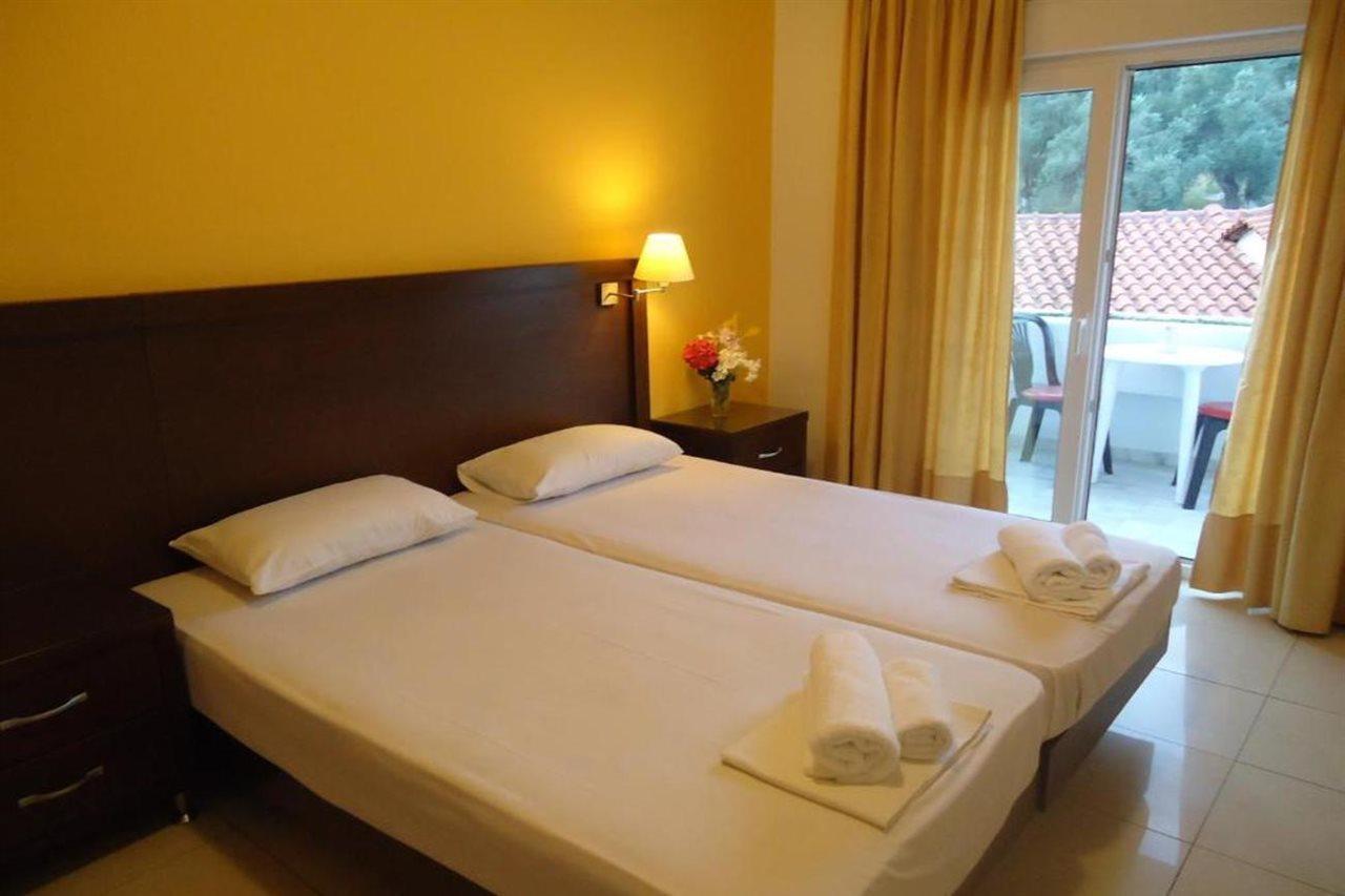 Hotel Zachos Troulos Exterior photo